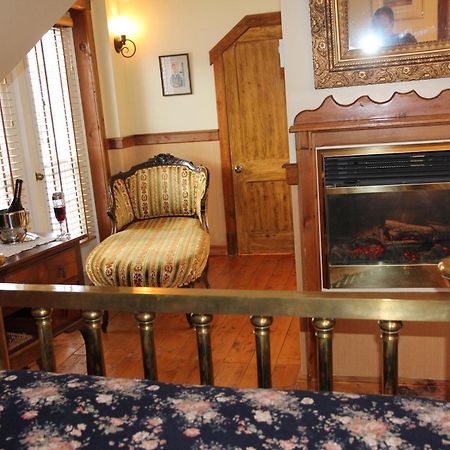 B&B Les Deux Pignons Petit-Saguenay Δωμάτιο φωτογραφία