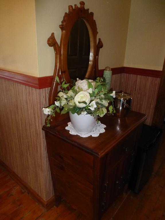 B&B Les Deux Pignons Petit-Saguenay Εξωτερικό φωτογραφία